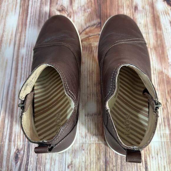 Taos BOOTSIE Womens Sz 7.5 Brown Leather Side Zip Up Booties Ankle Boots Shoes - Picture 5 of 10